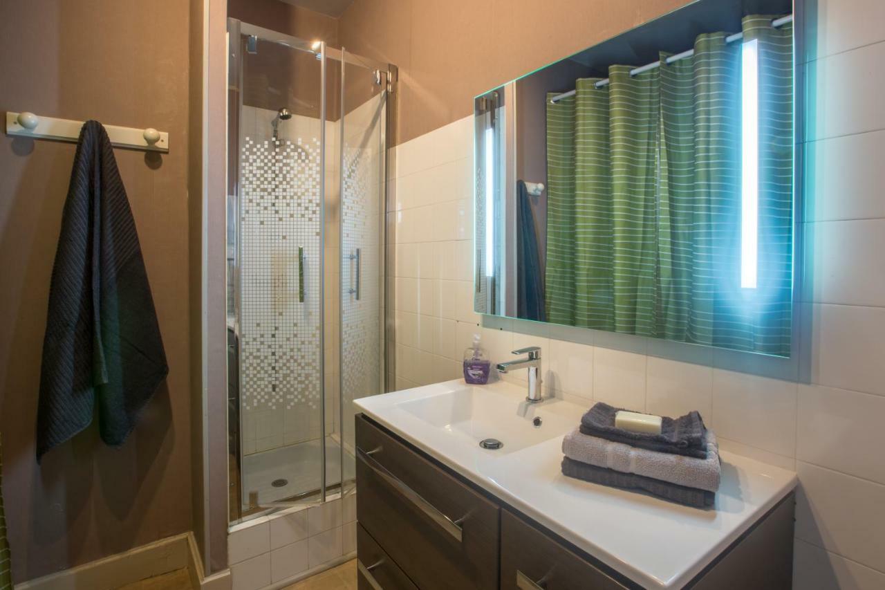 Bellevue Appartement Ayen Bagian luar foto
